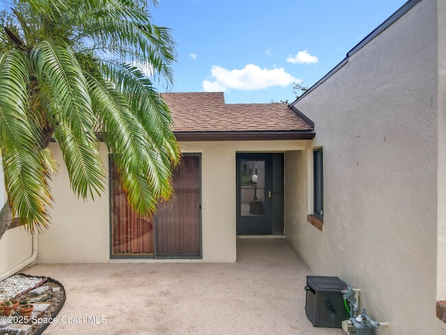 Building Photo - 330 Markley Ct