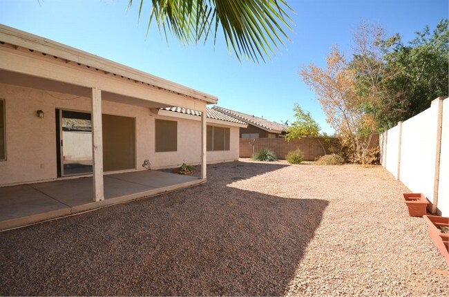 Building Photo - SOUGHT AFTER COMMUNITY OF SUPERSTITION SPRINGS VILLAGE