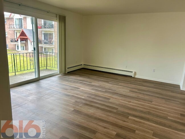 Building Photo - 630 56th St SE