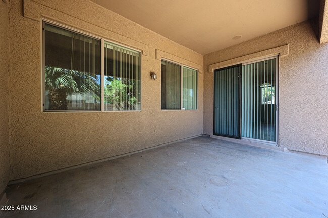 Building Photo - 3454 E Sparrow Pl