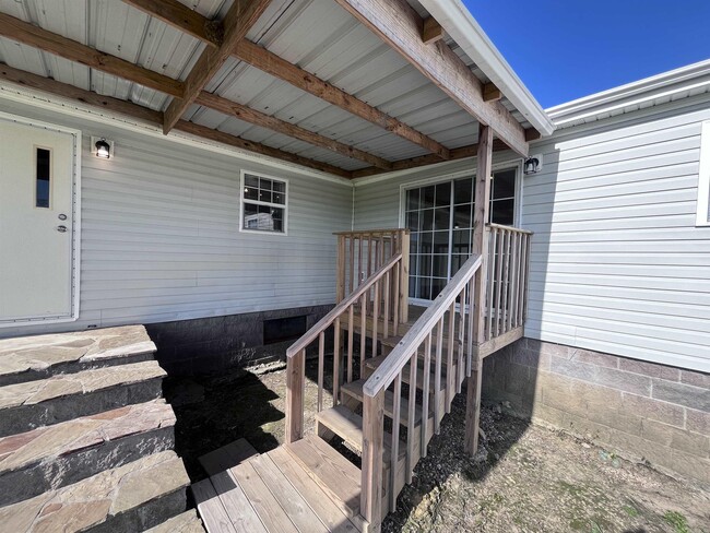 Building Photo - 2584 Black Jack Rd