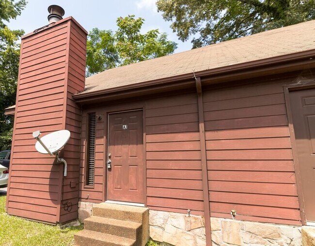 Building Photo - 22 S Germantown Rd