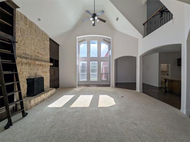 Building Photo - 1121 Waterford Way