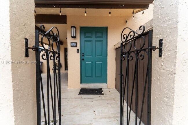 Building Photo - 11229 SW 132nd Ct W