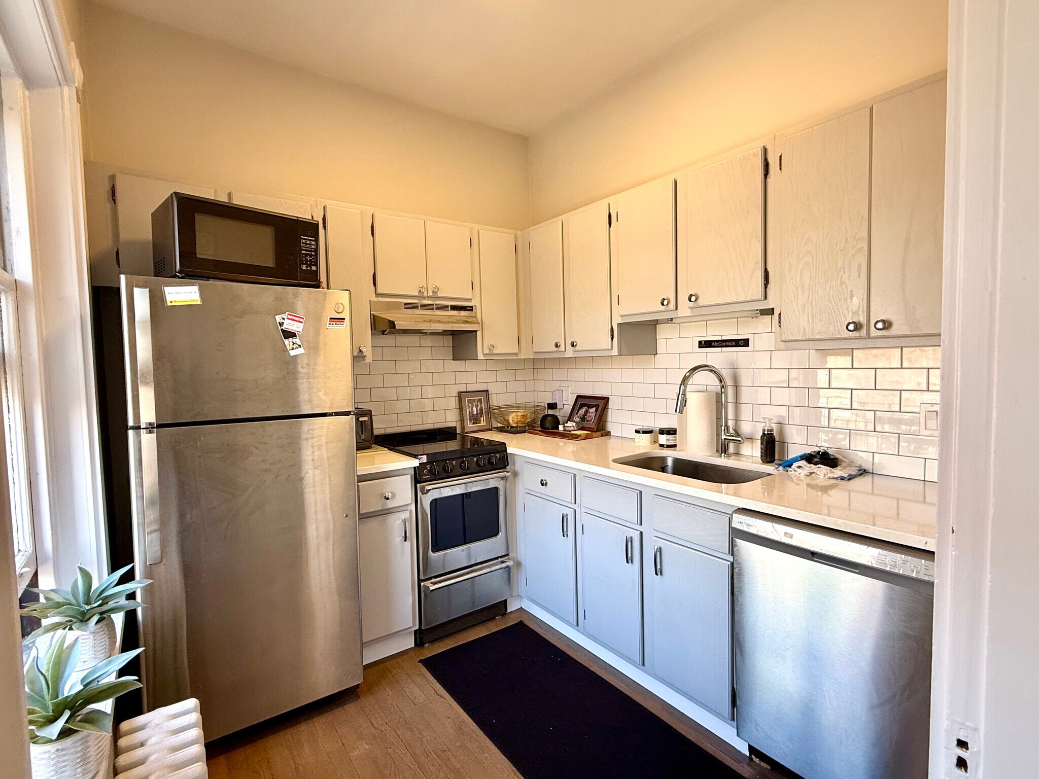 Building Photo - 475 Beacon St