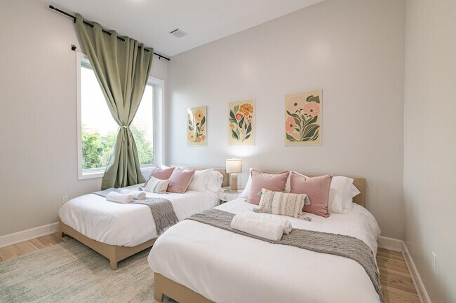 Building Photo - 260 Palisade Ave