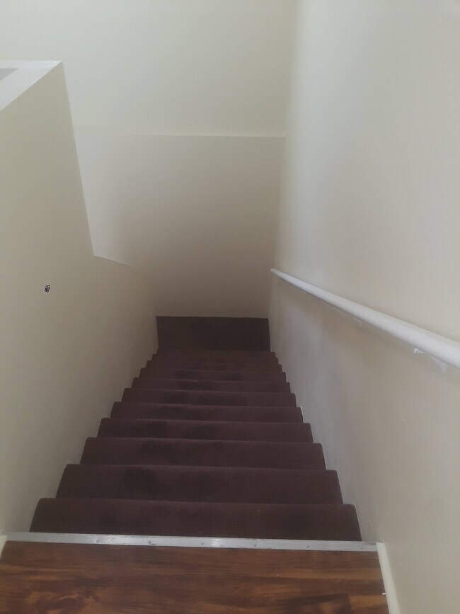 stairs - 1640 W Vernon Ave