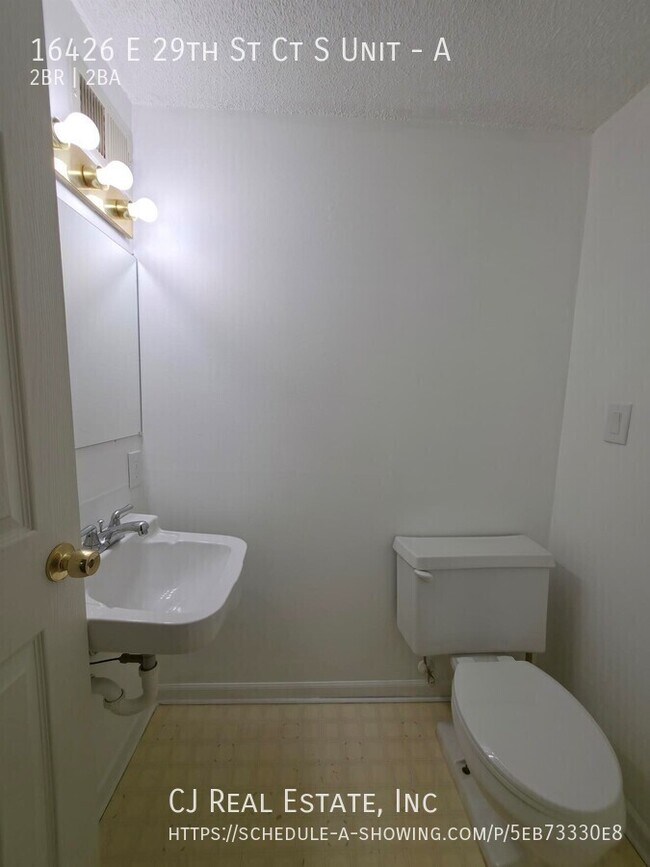 Building Photo - 16426 E 29th St