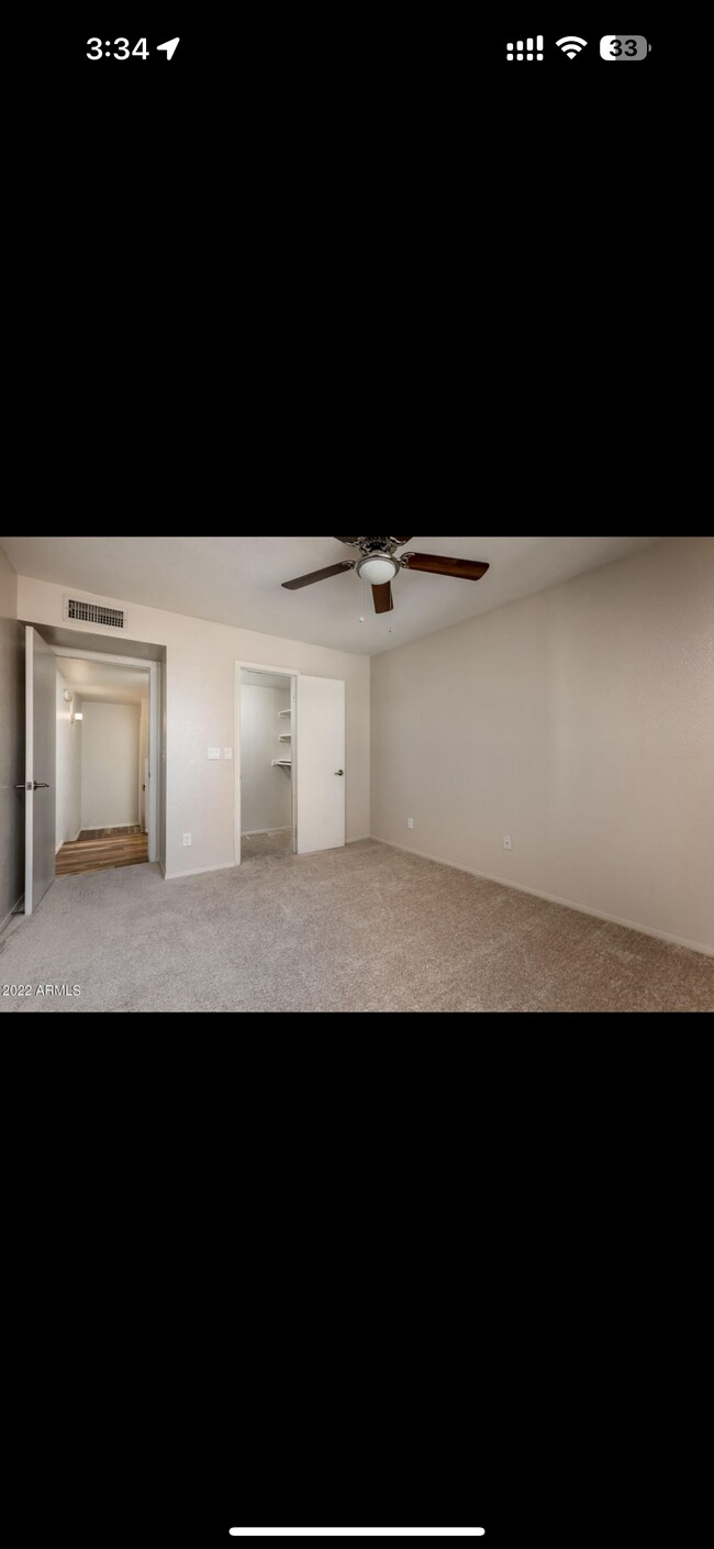 Building Photo - 8602 N 67th Dr