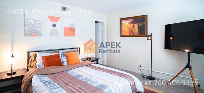 Building Photo - 5301 E Waverly Dr