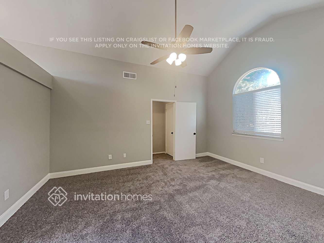 Building Photo - 2512 Vistaview Dr