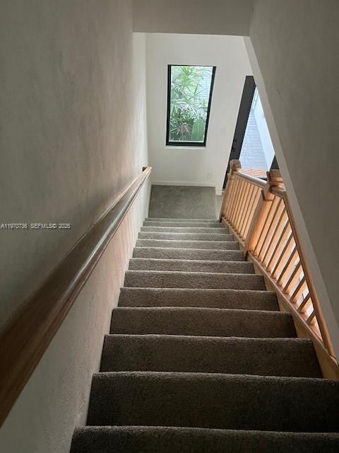 Building Photo - 2526 Pierce St