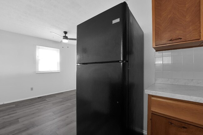 Building Photo - 3384 Norwalk Rd