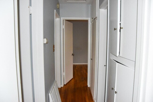 Building Photo - Steps to Chapman College