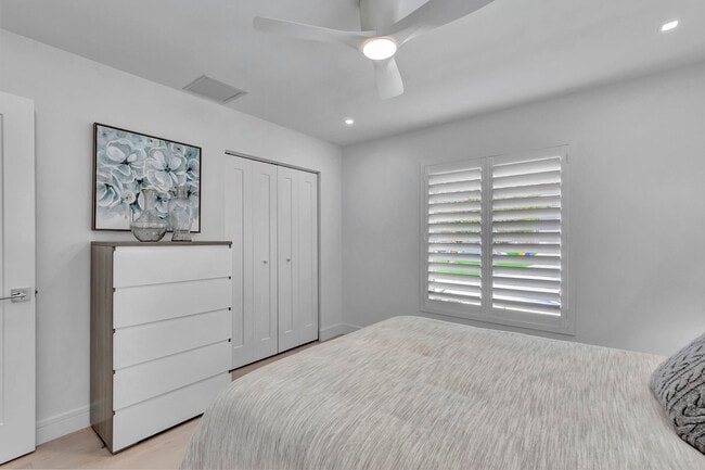 Building Photo - 530 NW 14th St