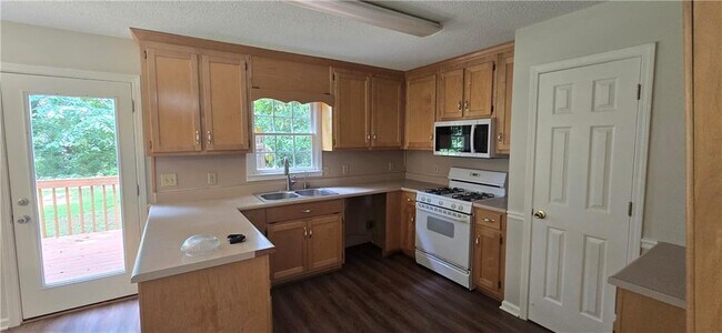 Building Photo - 5084 Apple Orchard Ln