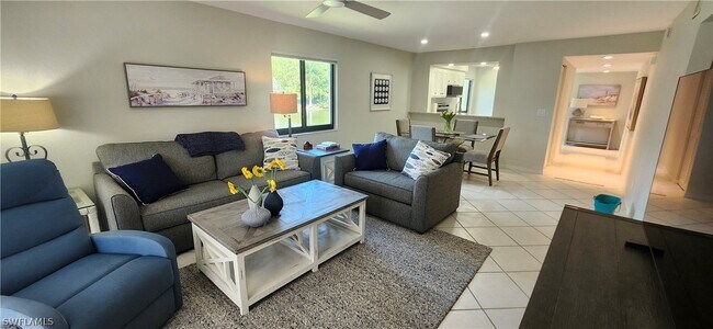 Building Photo - 228 Fox Glen Dr