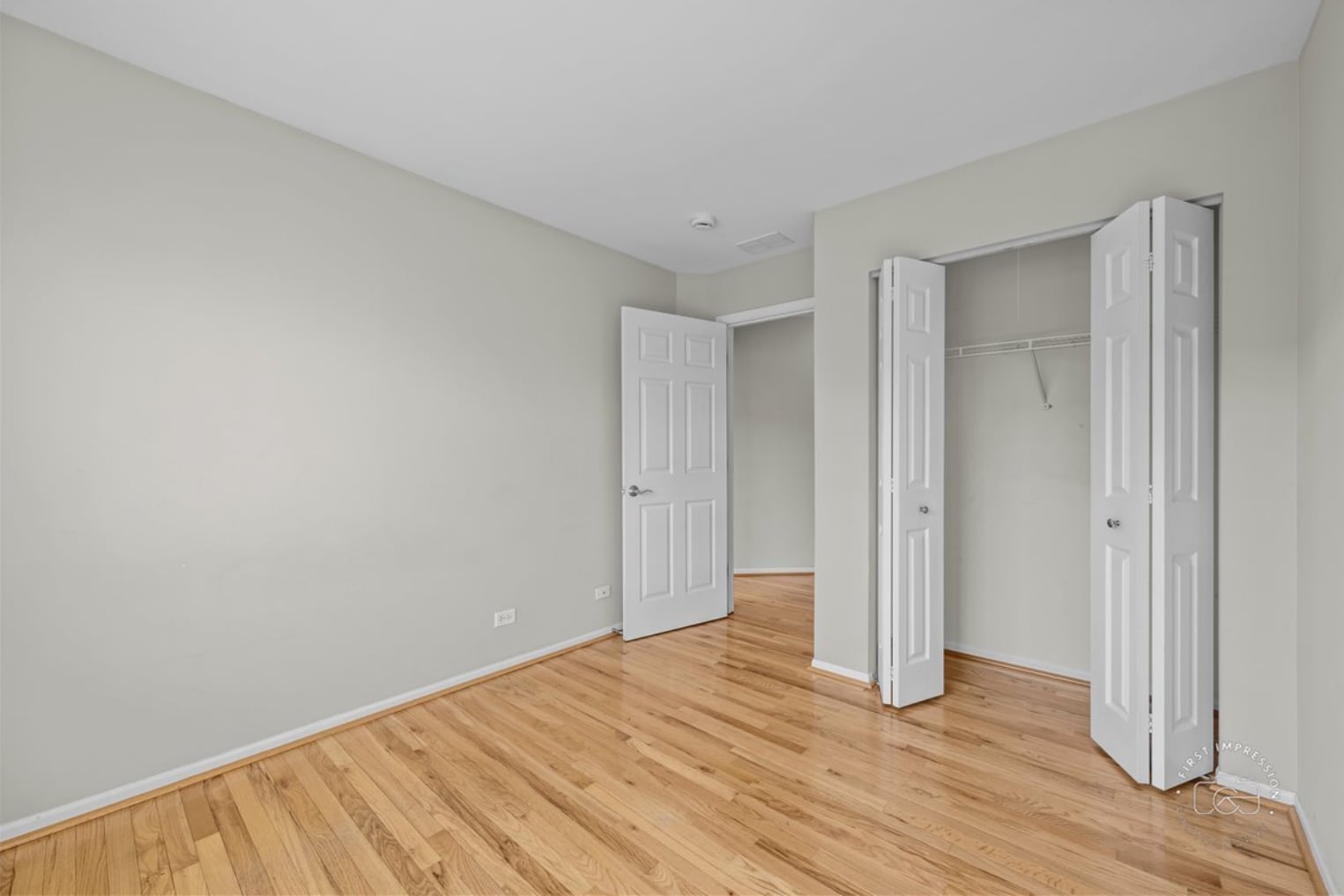 Building Photo - 628 Lincoln Station Dr