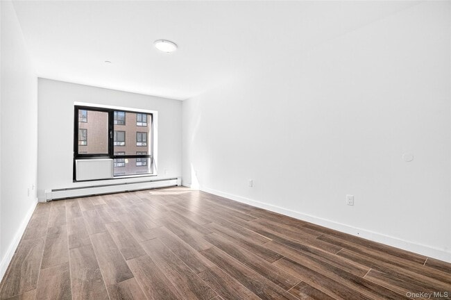 Building Photo - 1591 Jesup Ave