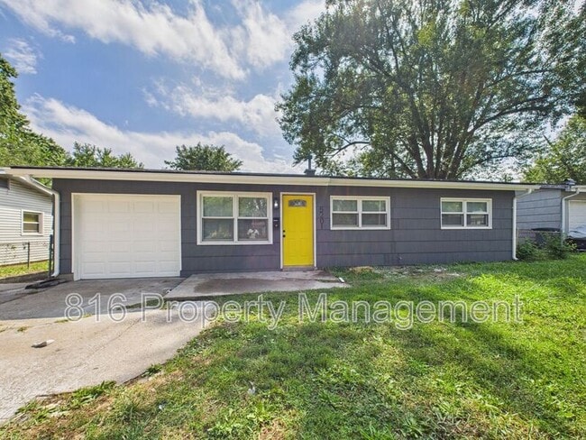 Primary Photo - 5201 Alma St