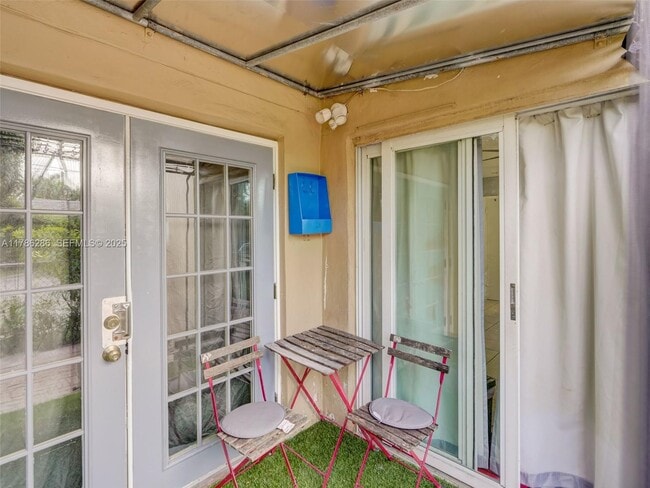 Building Photo - 400 Cadima Ave