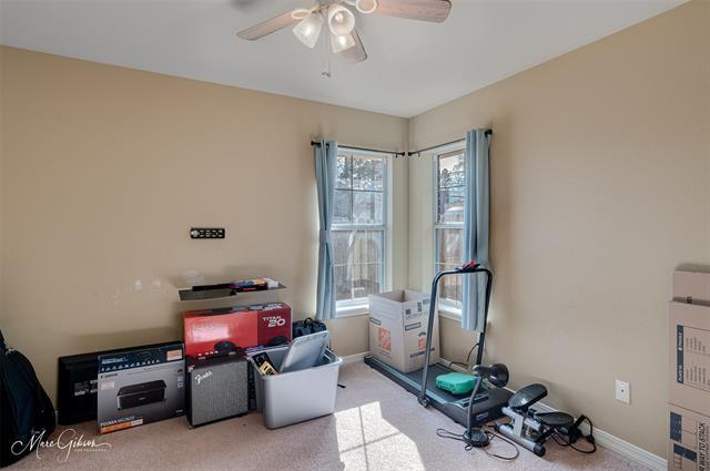 Building Photo - 615 Alex Way