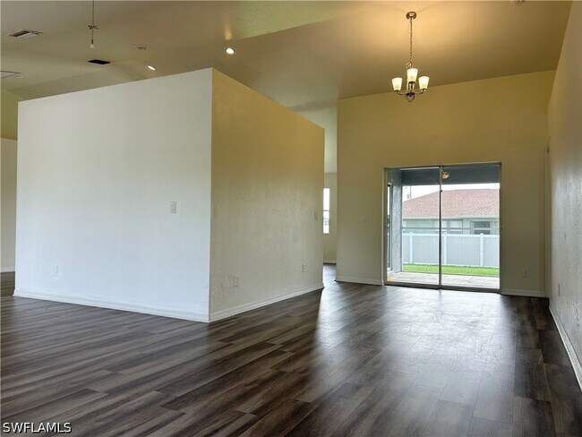 Building Photo - 6143 Hendley Ct