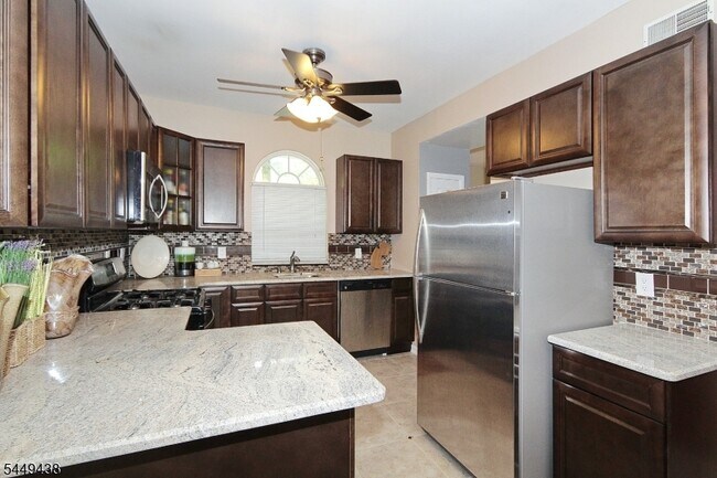 Building Photo - 1408 Norwood Way