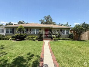 Building Photo - 1455 Riverbirch Ln