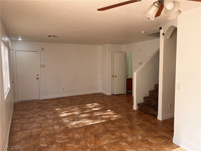 Building Photo - 3391 Sparrow Heights Ave