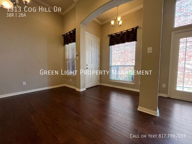 Building Photo - 1313 Cog Hill Dr