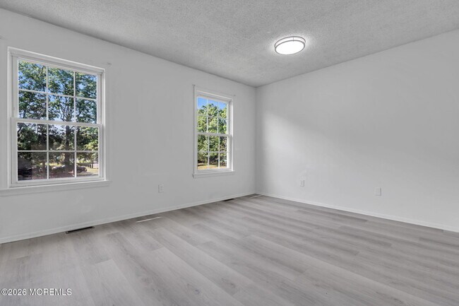 Building Photo - 173 Stowe St
