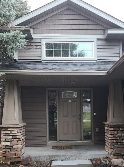 Building Photo - 1539 Hydram Ave N