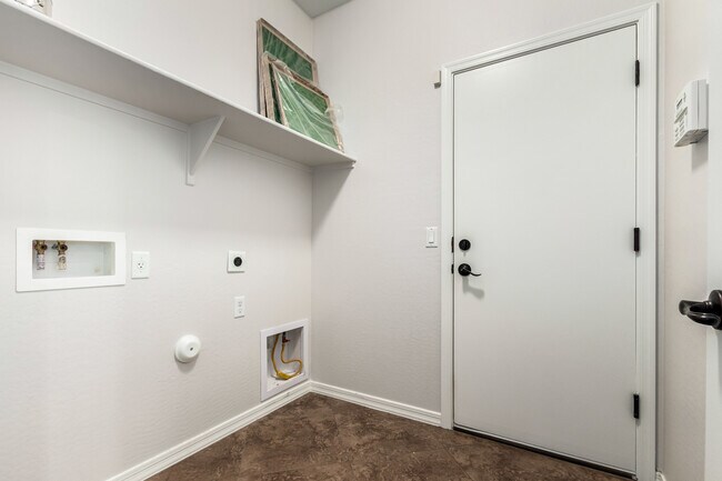 Building Photo - 35376 N Murray Grey Dr