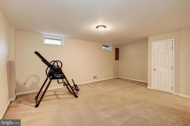 Building Photo - 16934 Monmouth Ct