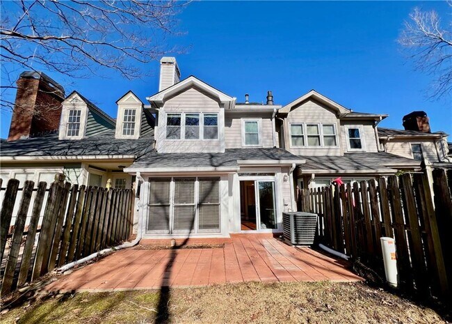 Building Photo - 215 Brantley Rd