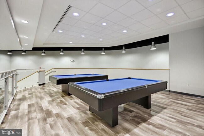 Building Photo - 1011 Arlington Blvd