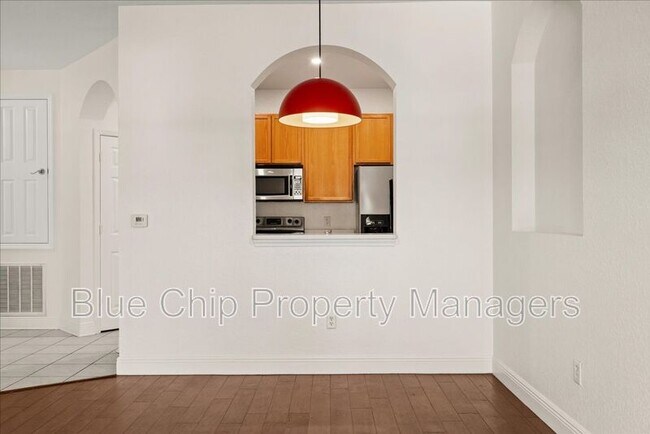 Building Photo - 6402 Cava Alta Dr