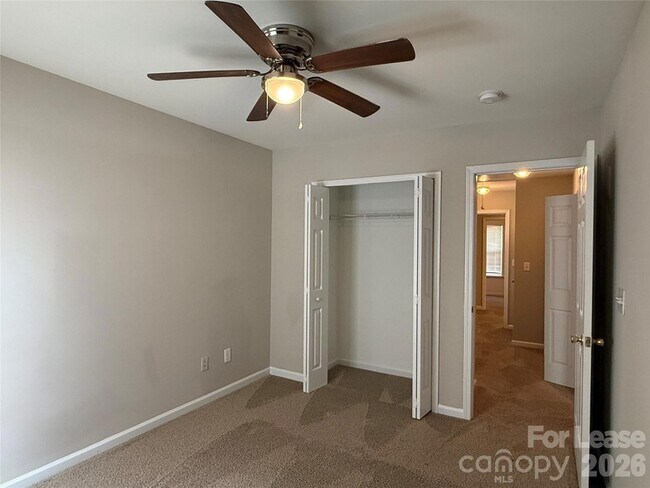 Building Photo - 2152 Whispering Way