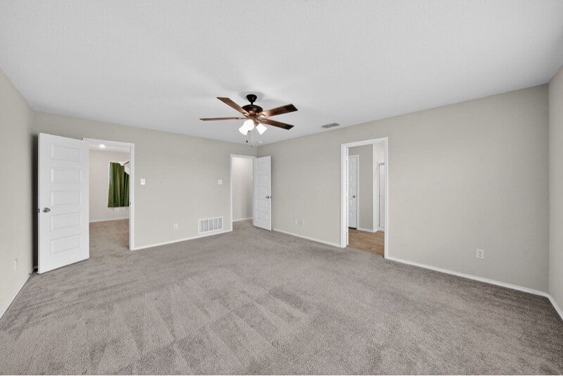 Building Photo - 605 Mayfield Dr