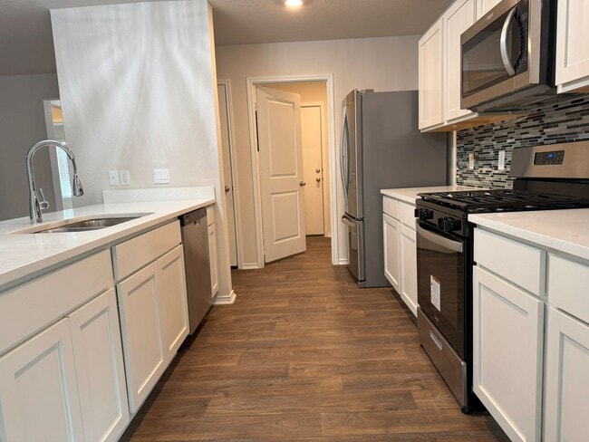 Building Photo - 9603 Lowline Brg