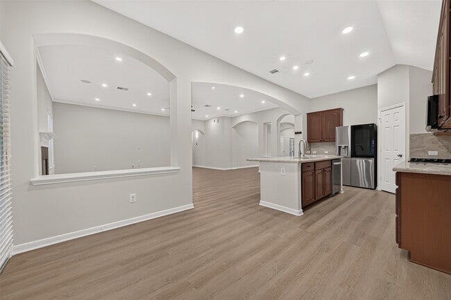 Building Photo - 5607 Granite Falls Ln