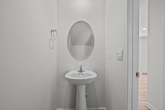 Building Photo - 4109 Laurel Rdg Dr