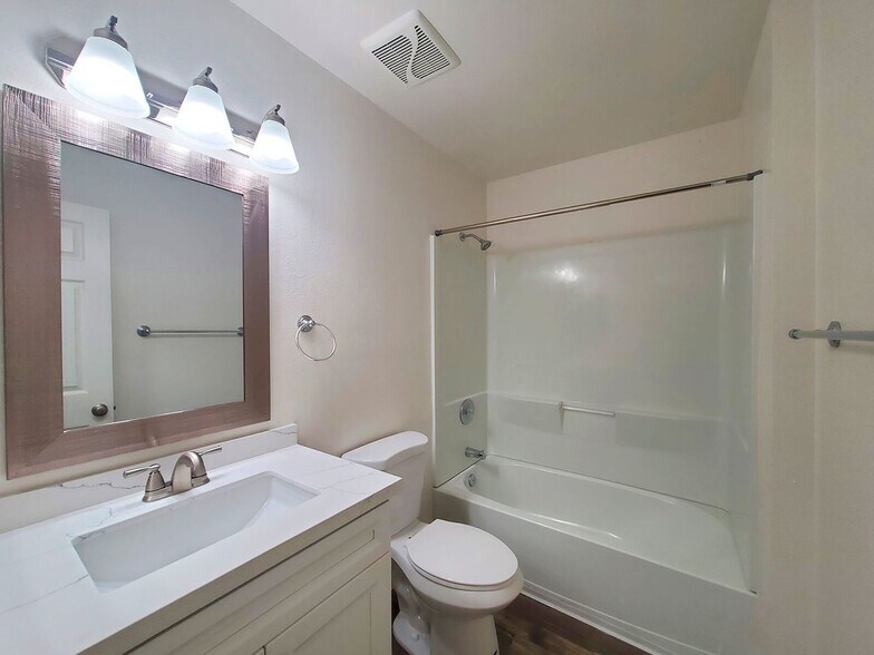 Interior Photo - Mollison Villas