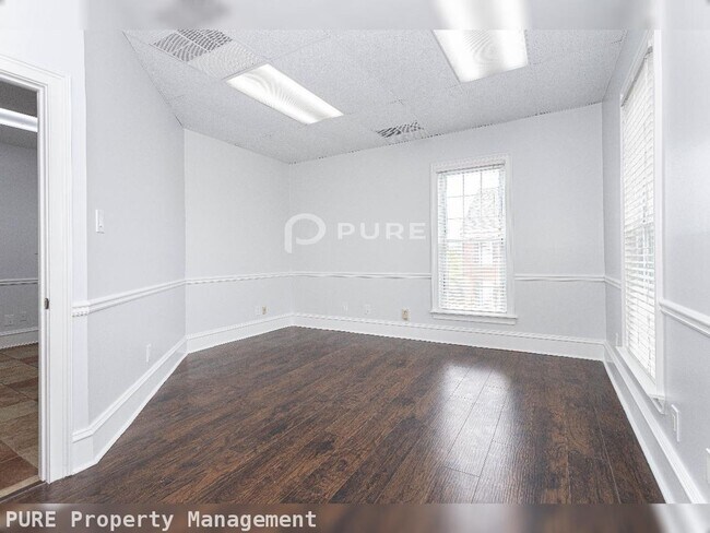 Building Photo - 7175 Jonesboro Rd