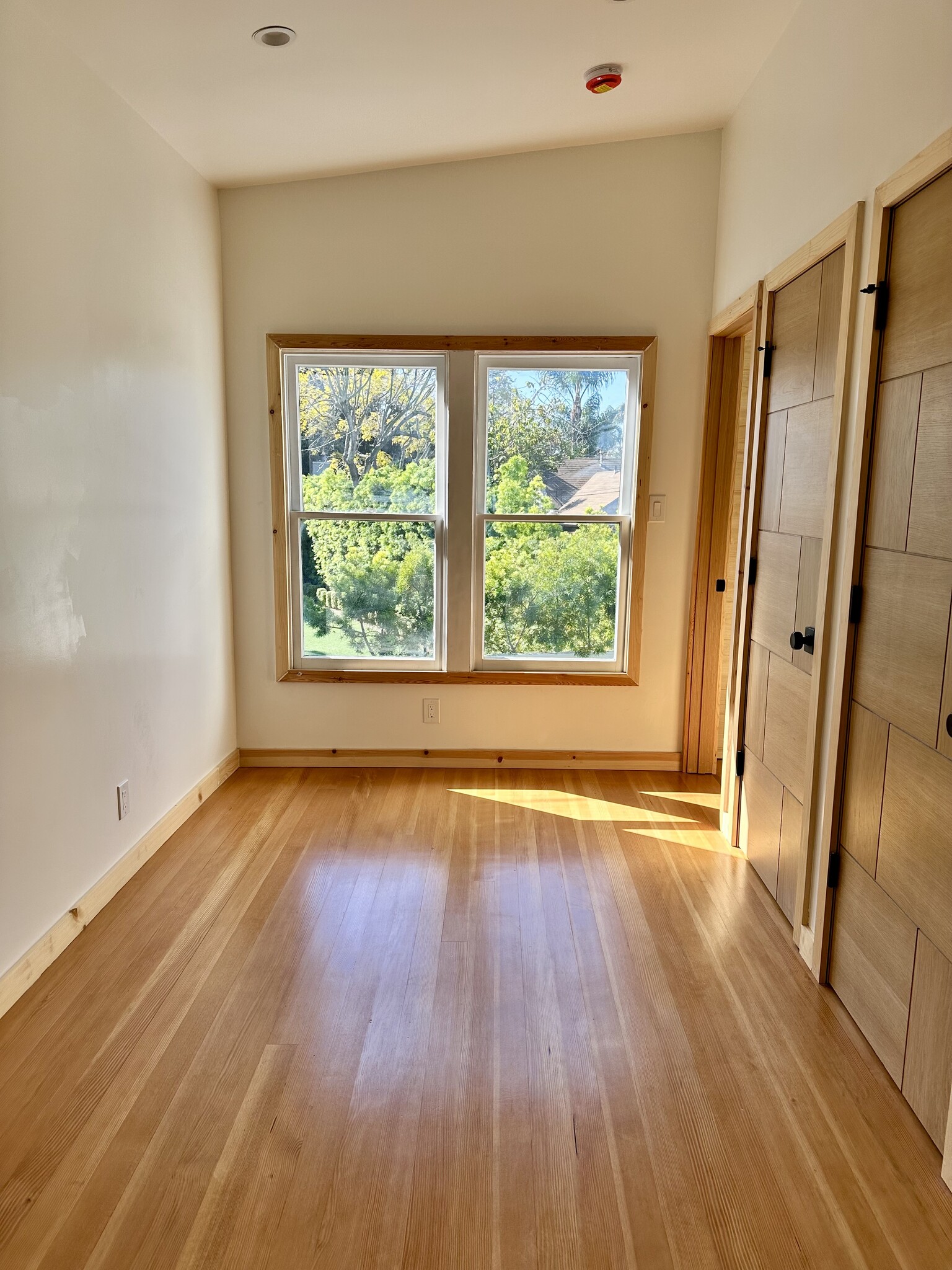 Bedroom 2 - 1615 Shell Ave