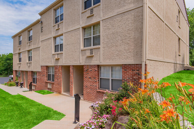 Building Photo - Mingo Apartments