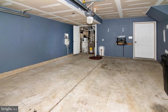 Building Photo - 517 Boxwood Ln