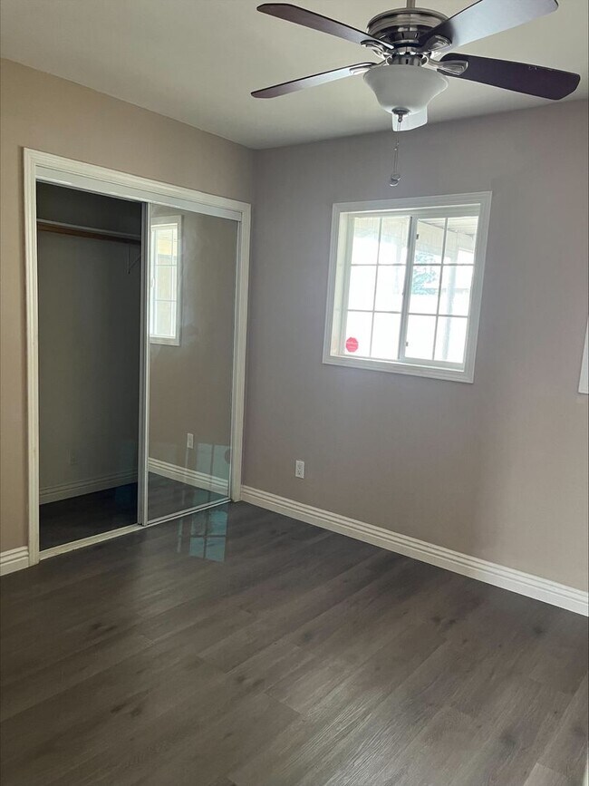 Building Photo - 3-bedrooms 2-bathrooms House for rent in Covina