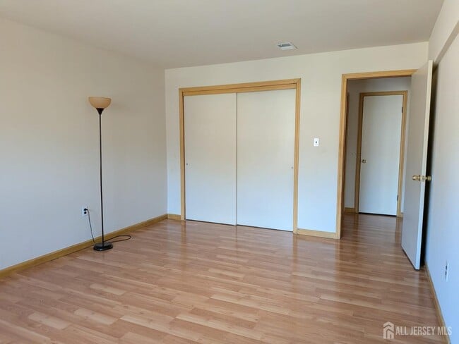 Building Photo - 1714 Raspberry Ct